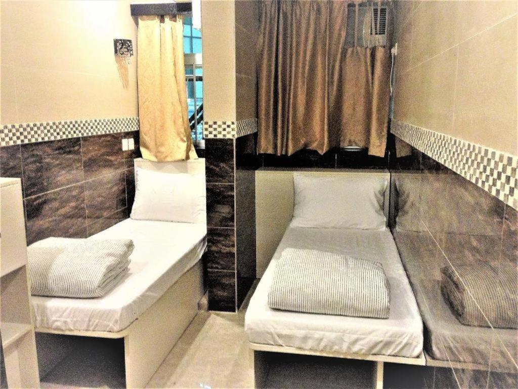 New Prime Star Mirador B1 * Hong Kong